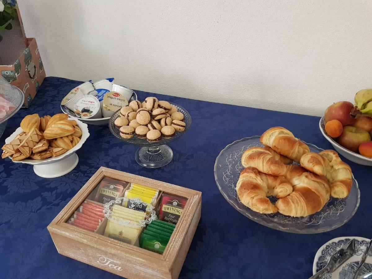 Pensjonat Cascina Ghitin Relais Asti Zewnętrze zdjęcie